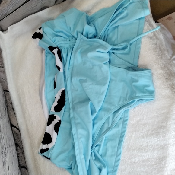 Two-piece swim skirt - Picture 3 of 7